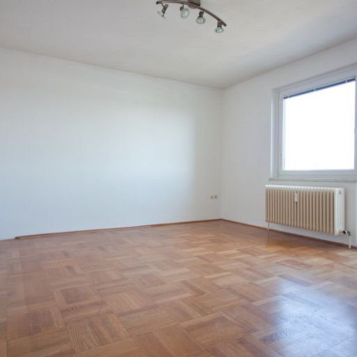 Gut geschnittene 2-Zimmer-Dachgeschoßwohnung | Loggia | separate Küche | inkl. Stellplatz - Foto 1