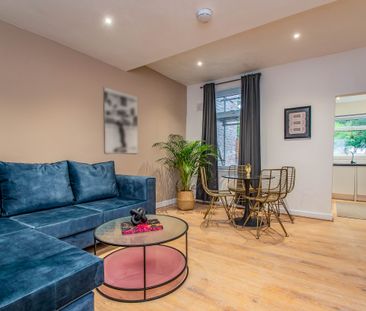 1 bedroom terraced to rent Bury Road, Bolton, Greater Manchester, BL2 - Photo 2