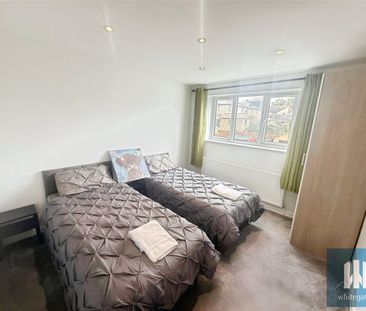 Lynton Avenue, Springwood, Huddersfield, HD1 - Photo 6