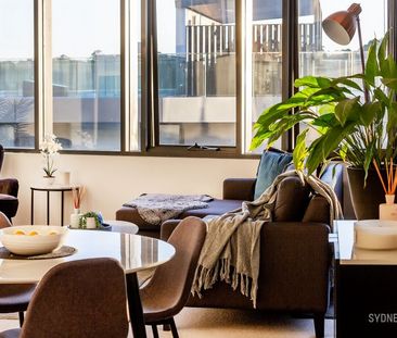 PERFECTLY POSITIONED 1 BEDROOM APARTMENT + STUDY WITH WATER VIEWS - Photo 2