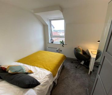 1 bedroom in a house share to rent - Photo 4