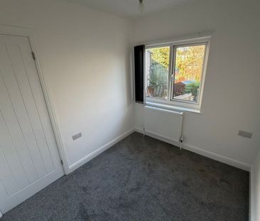 South Avenue - Photo 4