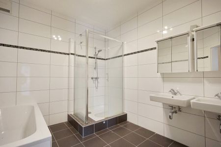 Einzigartige Wohnung mit Garten: Ideal für Wohn- oder Geschäftszwecke - Photo 3