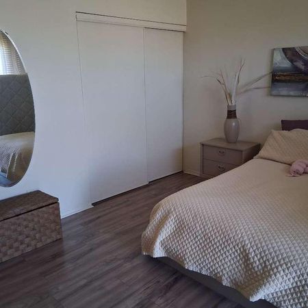 GRAND 4-1/2 À LOUER - STYLE CONDO - POINTE-AUX-TREMBLES - Photo 3