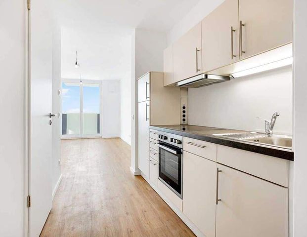 EBK, Aufzug und Balkon 1 Zimmer Studio - Photo 1