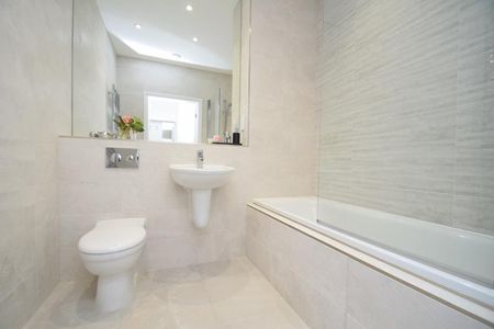 Clearview House, Pinner Road, Northwood, HA6 - Photo 5