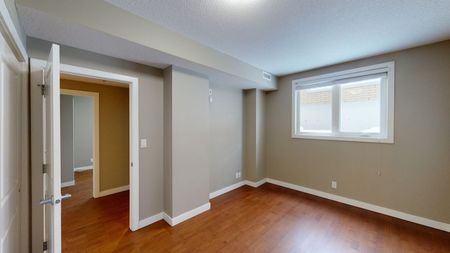 1110 3 Avenue Northwest, Calgary - Photo 5