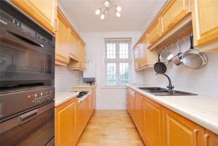 Lower Edgeborough Road, Guildford, Surrey, GU1 - Photo 3