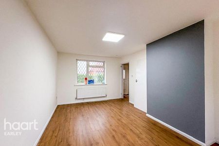 3 bedroom detached house to rent - Photo 2