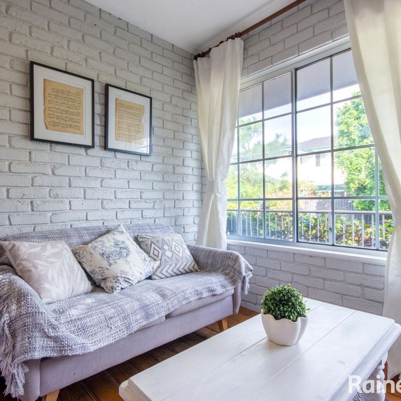 The Jetty Lakehouse - Exclusive & Private Living for over 55's ALL OUTGOINGS INCLUDED - CALL TO INSPECT - Photo 1