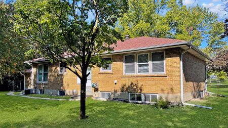 For Lease - 11 Uplands Avenue Unit# Basement, Vaughan, Ontario - Photo 5