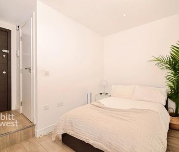 Studio to rent - Photo 2