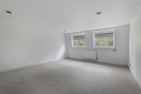 Crooms Hill, London, SE10 - Photo 5