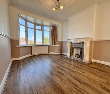 3 bedroom semi-detached house to rent - Photo 4