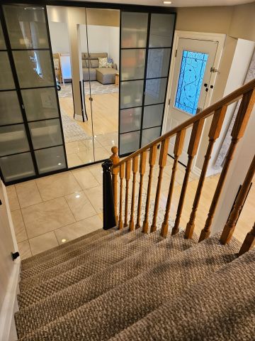 For Lease - 1298 Valerie Crescent, Oakville, Ontario - Photo 2