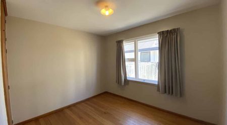 Cute, cosy and central - Photo 5