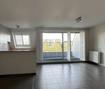 Brugge: ruim dakappartement met 2 slpk en staanplaats - Foto 1