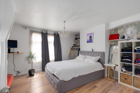 2 Bed Maisonette, Bethnal Green Road, E2 - Photo 5