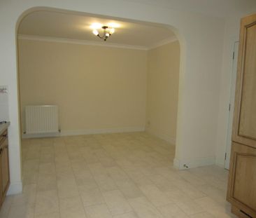 5 bedroom detached house to rent - Photo 5