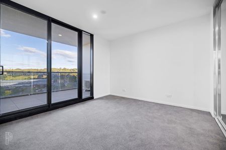 Modern apartment in a fantastic location - Photo 2