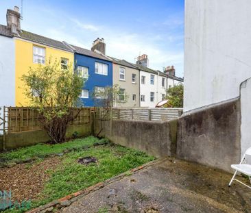 4 bedroom terraced house to rent - Photo 3