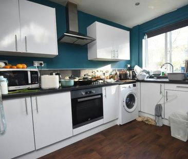 Gray Avenue, Framwellgate Moor, DH1 - Photo 3