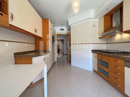 3 bedroom luxury Apartment for rent in Urbanizacao Quinta de Sao Goncalo - Photo 4