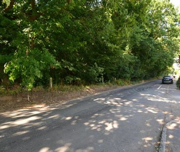 2 bedroom end of terrace house to rent - Photo 4