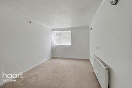 2 bedroom end of terrace house to rent - Photo 3