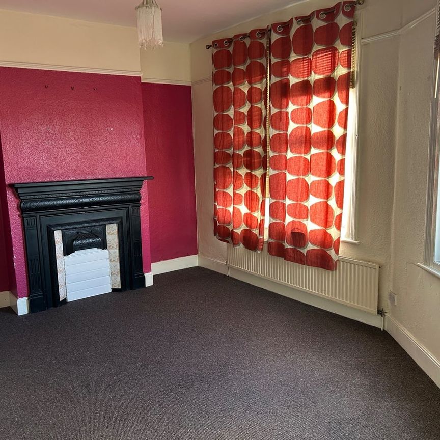 1 Bed Flat, London Road, CR7 - Photo 1