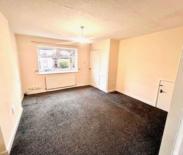 Bolton Road, Radcliffe, M26 - Photo 2