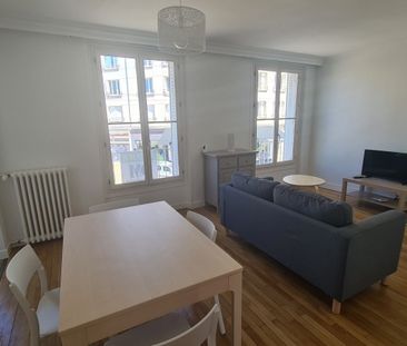 Location Appartement 3 pièces 53m² ORLEANS 45000 - Photo 2