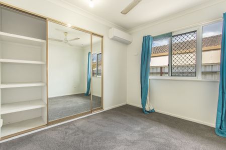 12 Cobham Crescent, Kirwan - Photo 2