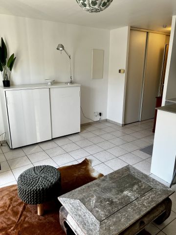 F1 MEUBLE BEAUVAIS – 1 pièce(s) – 28.8 m2 - Photo 3