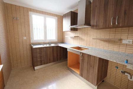 Alquiler temporada larga . El Raso - Photo 3