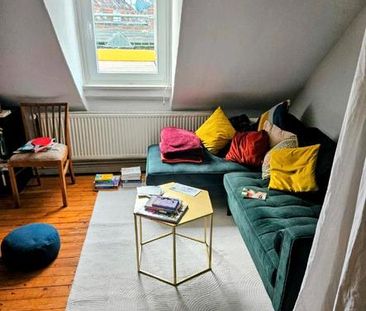 Hübsche Dachgeschosswohnung Nahe Linden - Photo 1