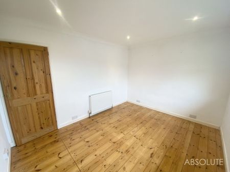 2 bed semi-detached bungalow to rent in Cedar Way, Brixham, TQ5 - Photo 4