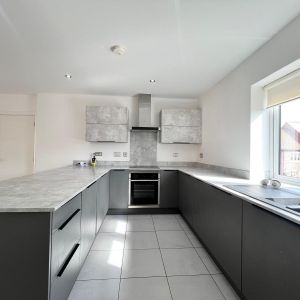 2 bedroom apartment to rent - Photo 2