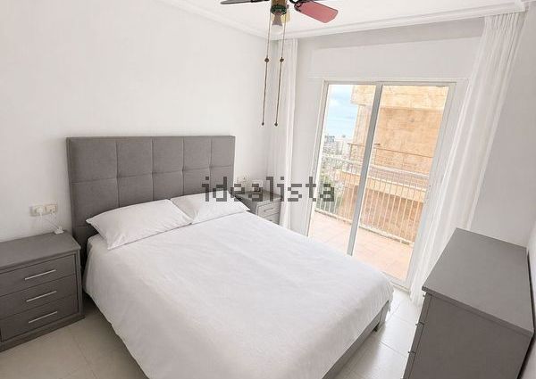 Alquiler de piso en Calle Cartagena, 12