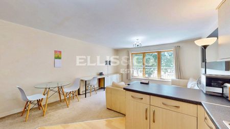 Northfield Avenue, W13, London - Photo 2