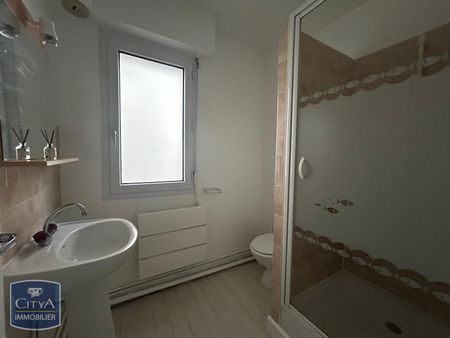 Location Appartement 1 pièce 23m² LAVAL 53000 - Photo 5