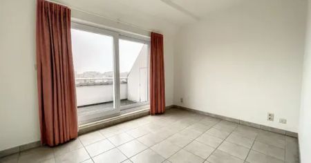 Appartement met parkeerplaats te huur te Sint-Idesbald - Photo 2