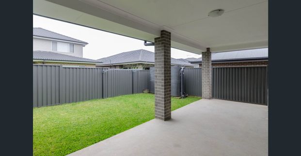 Single Level Family Home - Photo 1