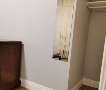 For Lease - 44 Robinson Street Unit# MFL 1BR, Toronto, Ontario - Photo 3