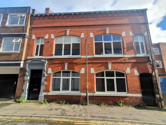 Flat , Connaught House, - Mount Street, Preston - Photo 1