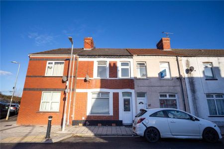 3 bedroom terraced house to rent - Photo 5