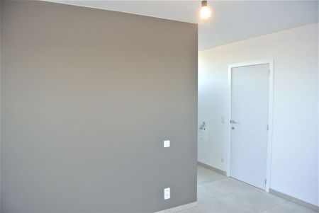 Dakappartement in het centrum van Torhout - Photo 3