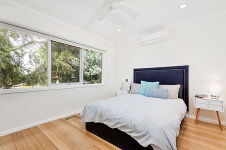 4 Yarmouth Street, Ringwood VIC 3134 - House For Rent | Domain - Photo 3