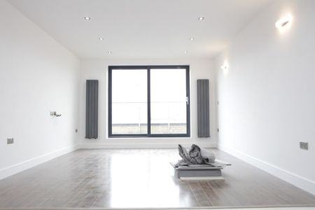 Copperfield Road, Mile End, London E3 - Photo 2