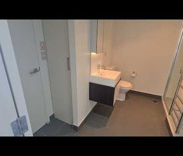 Two bedroom apartment in Queens Residence - Photo 5